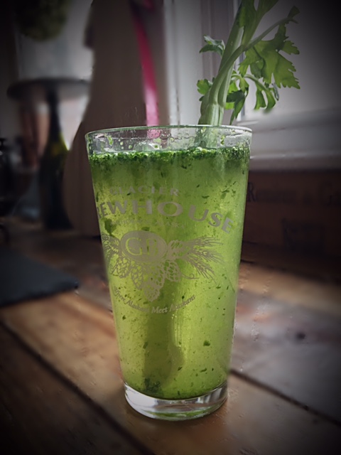 Skinny_Celery_Ginger_Cocktail.JPG